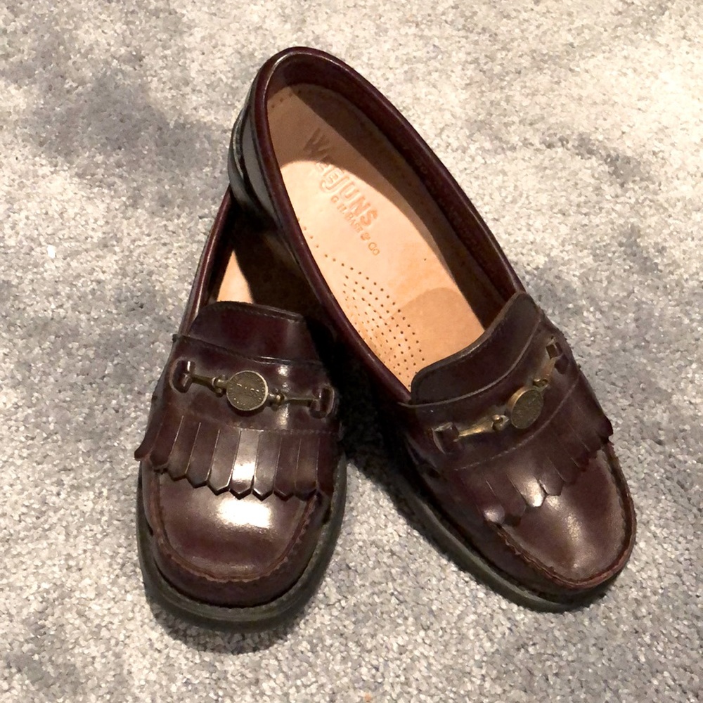 Bass Size 5.5M Brown Leather Loafers